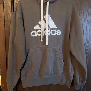 Adidas Sweatshirt